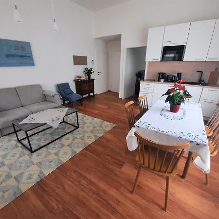 אוברקירש Ferienwohnung Altstadthaus מראה חיצוני תמונה